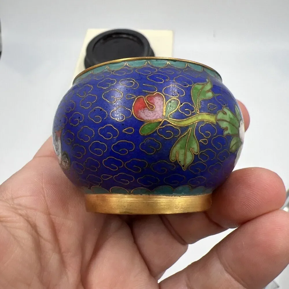 N/A beautiful antique